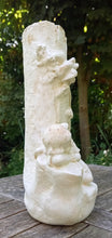 Charger l'image dans la galerie, Vase en plâtre à décor d'ange endormie
