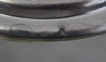 Charger l'image dans la galerie, Coupe de table gravée en métal argenté