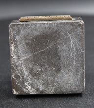 Charger l'image dans la galerie, Statuette divinité Thaïlandaise en bronze