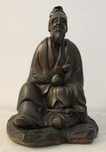 Carregar imagem no visualizador da galeria, Chine - Sage assis en terre cuite