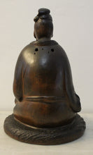 Carregar imagem no visualizador da galeria, Chine - Sage assis en terre cuite