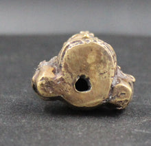 Charger l'image dans la galerie, Buste de divinité thaïlandaise en bronze