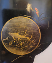 Charger l'image dans la galerie, Petite console mural Napoléon III « Chinoiserie » laqué noir