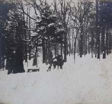 Charger l'image dans la galerie, Promenade sous la neige au bois de Boulogne 30 novembre 1908, photos stéréographies.