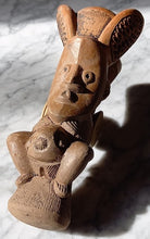 Charger l'image dans la galerie, Pipe terre cuite précolombien