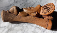 Charger l'image dans la galerie, Pipe terre cuite précolombien