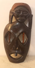 Charger l'image dans la galerie, Lot de masques d'inspiration africaine