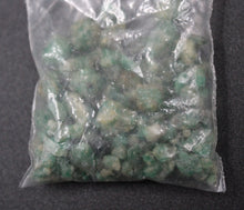Carregar imagem no visualizador da galeria, Lot pierres précieuses brutes