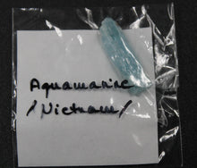 Carregar imagem no visualizador da galeria, Lot pierres précieuses brutes