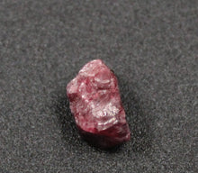 Load image into Gallery viewer, Lot pierres précieuses brutes, Rubis