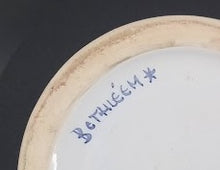 Charger l'image dans la galerie, Pichet faïence " Monastères de Bethléem" France