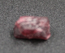 Load image into Gallery viewer, Lot pierres précieuses brutes, Rubis