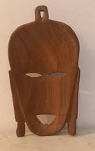 Charger l'image dans la galerie, Masque de cérémonie africain