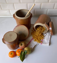 Charger l'image dans la galerie, Lot de 3 pots anciens grès vernissé