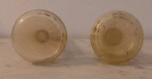Charger l'image dans la galerie, Paire de petit soliflore en verre peint