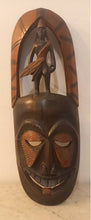 Carregar imagem no visualizador da galeria, Lot de masques d'inspiration africaine