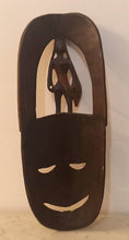 Carregar imagem no visualizador da galeria, Lot de masques d'inspiration africaine