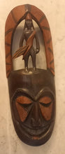 Carregar imagem no visualizador da galeria, Lot de masques d'inspiration africaine