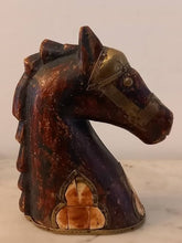 Carregar imagem no visualizador da galeria, Têtes de cheval bois du Rajasthan
