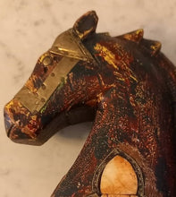 Carregar imagem no visualizador da galeria, Têtes de cheval bois du Rajasthan