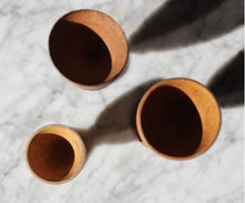 Charger l'image dans la galerie, Lot coquetiers en bois