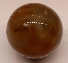 Load image into Gallery viewer, Sphère de Cornaline