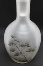 Carregar imagem no visualizador da galeria, Flacon en verre Bar-Sur-Seine