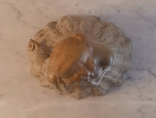 Charger l'image dans la galerie, Sculpture Art-déco "jeune femme à la lettre" par F. Rozet