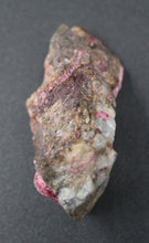 Load image into Gallery viewer, Erythrite sur sa matrice