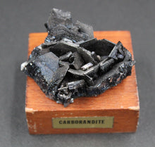 Load image into Gallery viewer, Ma collection de minéraux