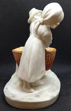 Load image into Gallery viewer, "Enfants au panier" faïence de biscuit