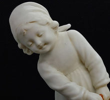 Load image into Gallery viewer, "Enfants au panier" faïence de biscuit