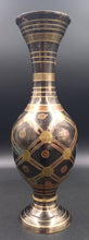 Carregar imagem no visualizador da galeria, Vase en dinanderie oriental
