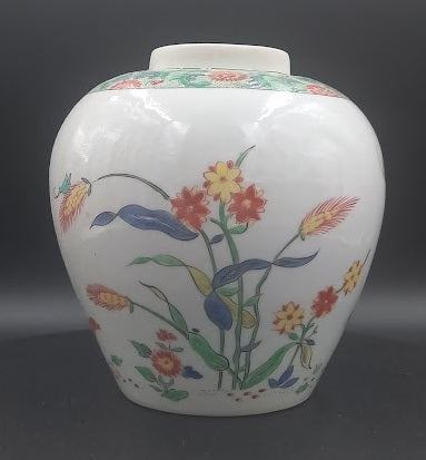 Pot en porcelaine de Chantilly inspiration chinoise