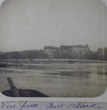 Carregar imagem no visualizador da galeria, Photos stéréographies, de la Grande Crue de 1910 à Paris. (pont de l&#39;Alma)
