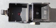 Load image into Gallery viewer, Appareil Photo Kodak Brownie Flash Camera
